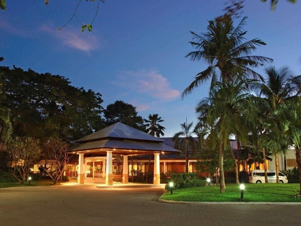 Изображение Novotel Rayong Rim Pae 4*