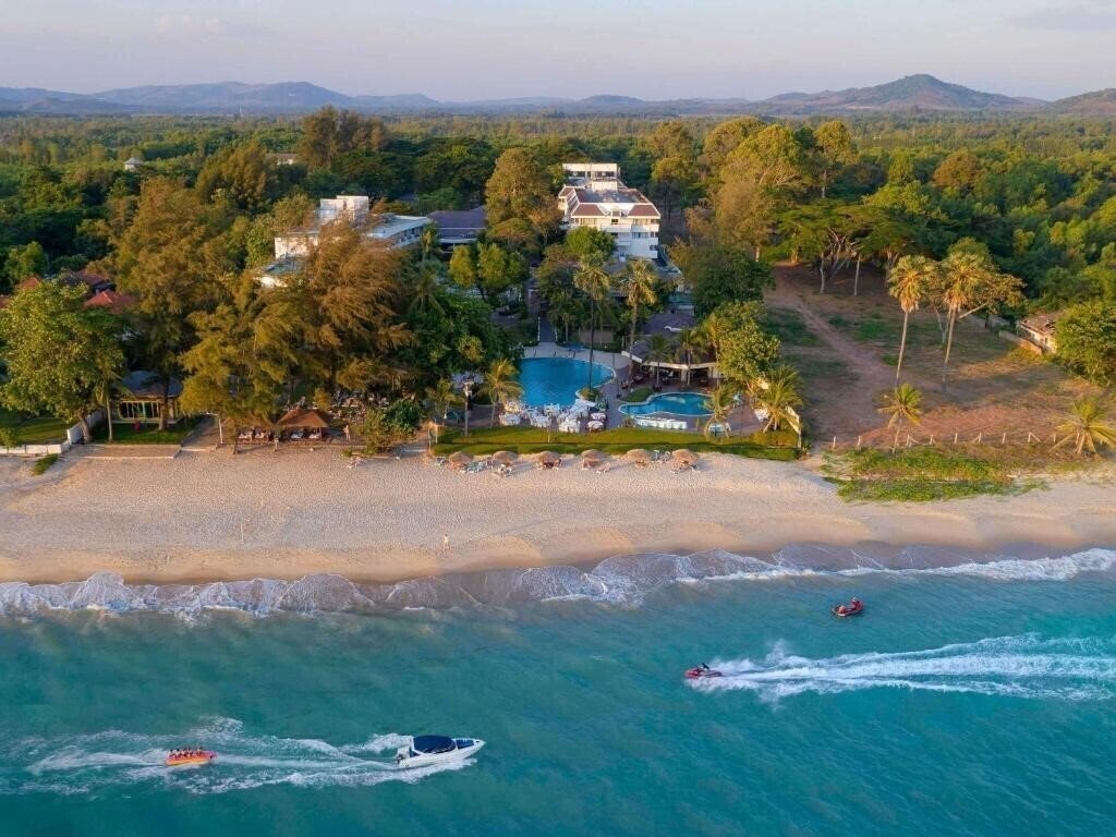 Картинка Novotel Rayong Rim Pae 4*