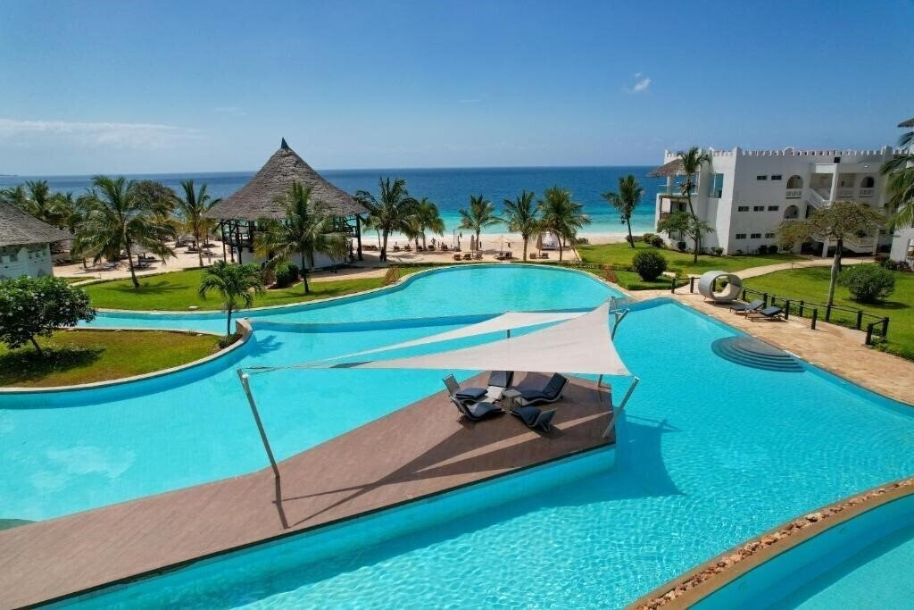 Отель The Royal Zanzibar Beach Resort 5*