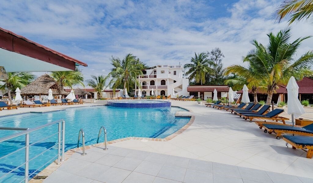 Отель Kendwa Rocks 3*