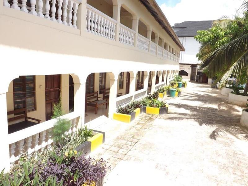 Фото Paradise Bungalows 3*