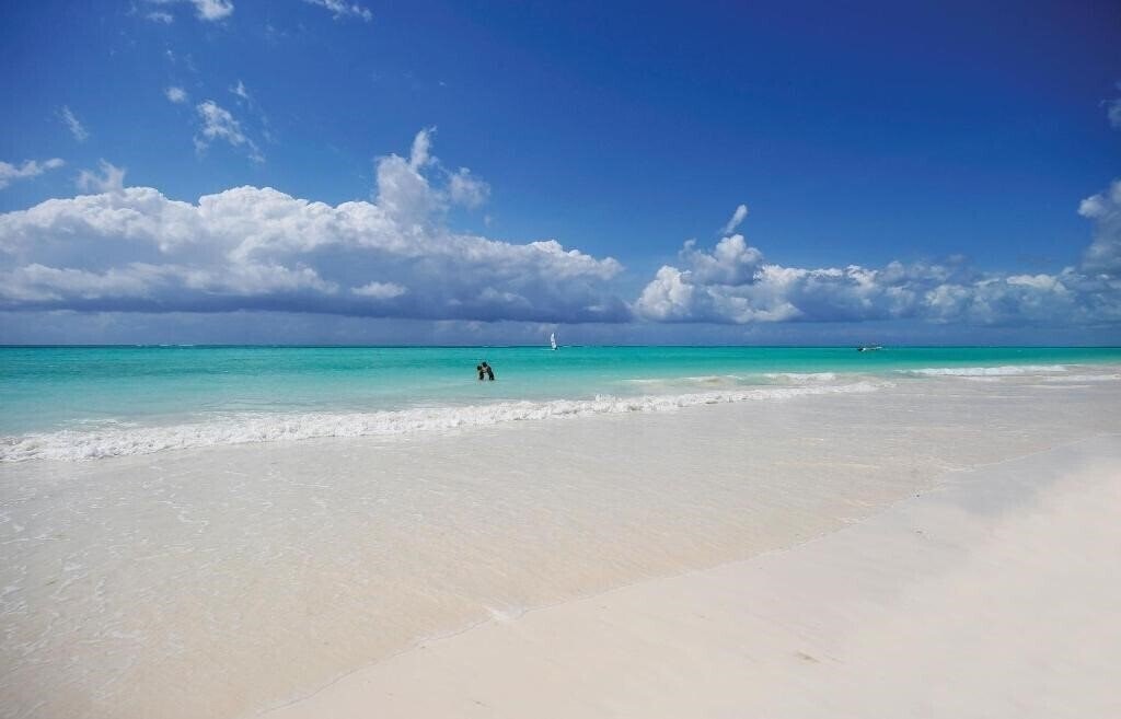 Изображение Mapenzi Bech Club 4*