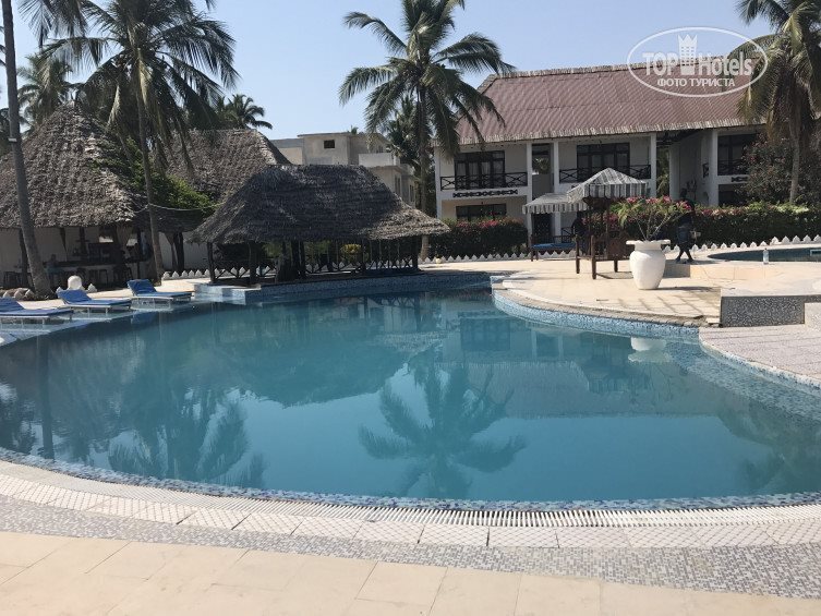 Фотография African Sun Sand Sea Beach Resort & Spa 3*