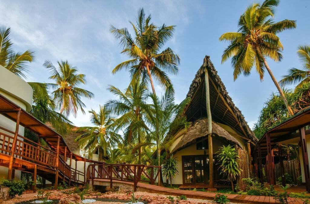 Отель Kena Beach Hotel & Villas (ex. Ex.Azanzi Beach Hotel Zanzibar) 4*