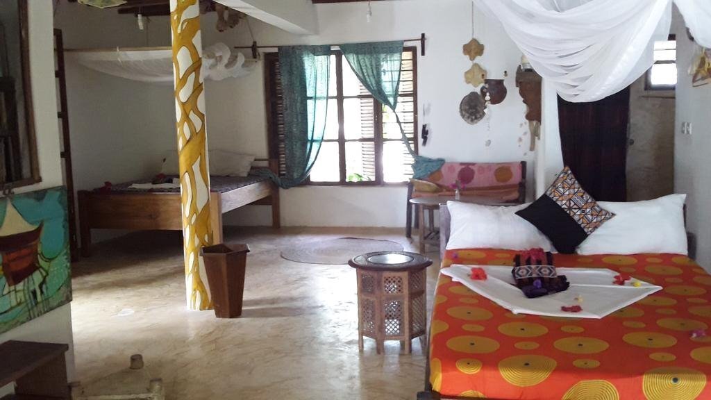 Фото Mango Beach House 3*