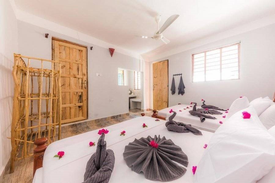 Фотография La Fontana Bungalows 3*