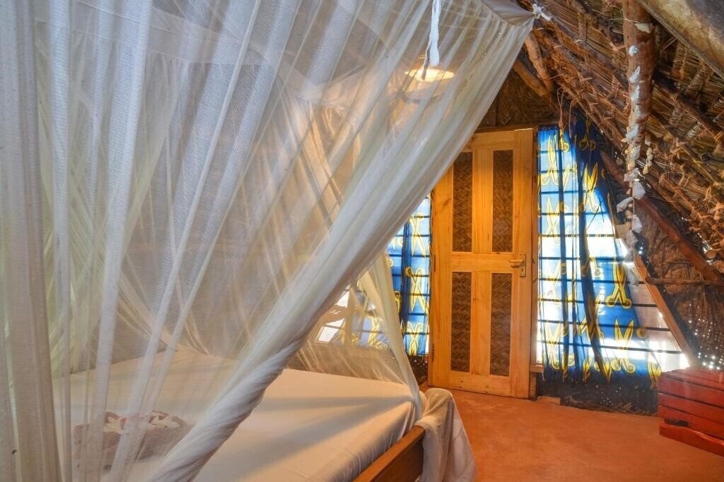 Фотография Evergreen Bungalows 3*