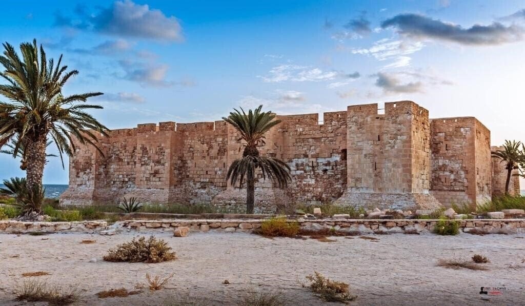 Фотография Hotel Arisha 3*