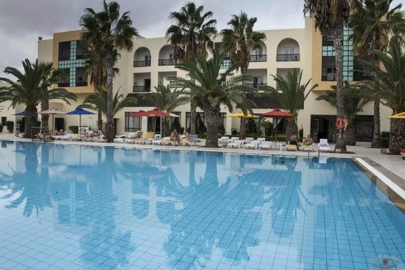 Отель Saadia 3*