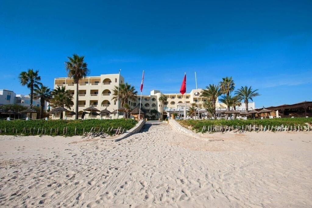 Отель Palmyra Beach 3*