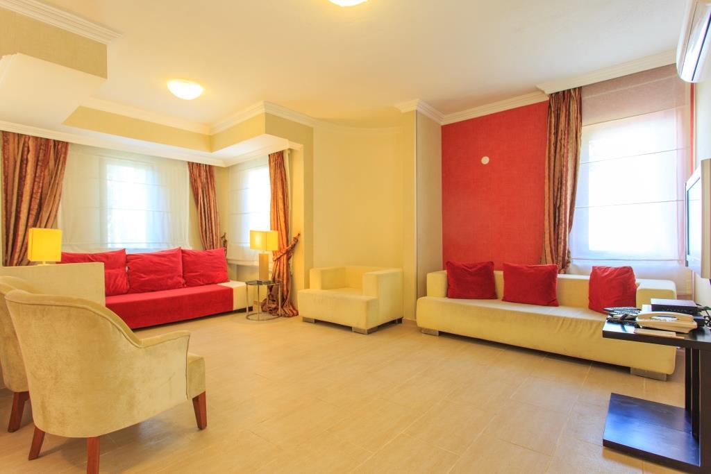 Отель Club Orka Hotel & Villas 4*