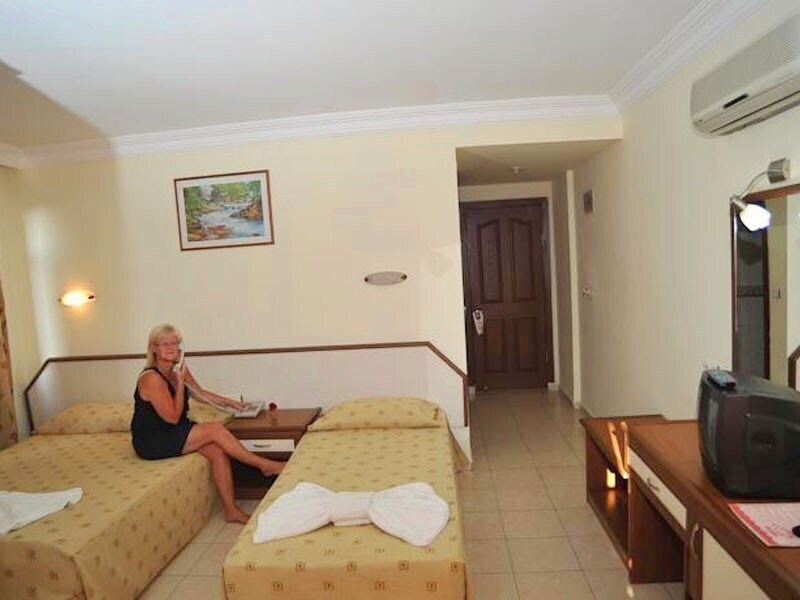 Фотография Alperbey Hotel 3*