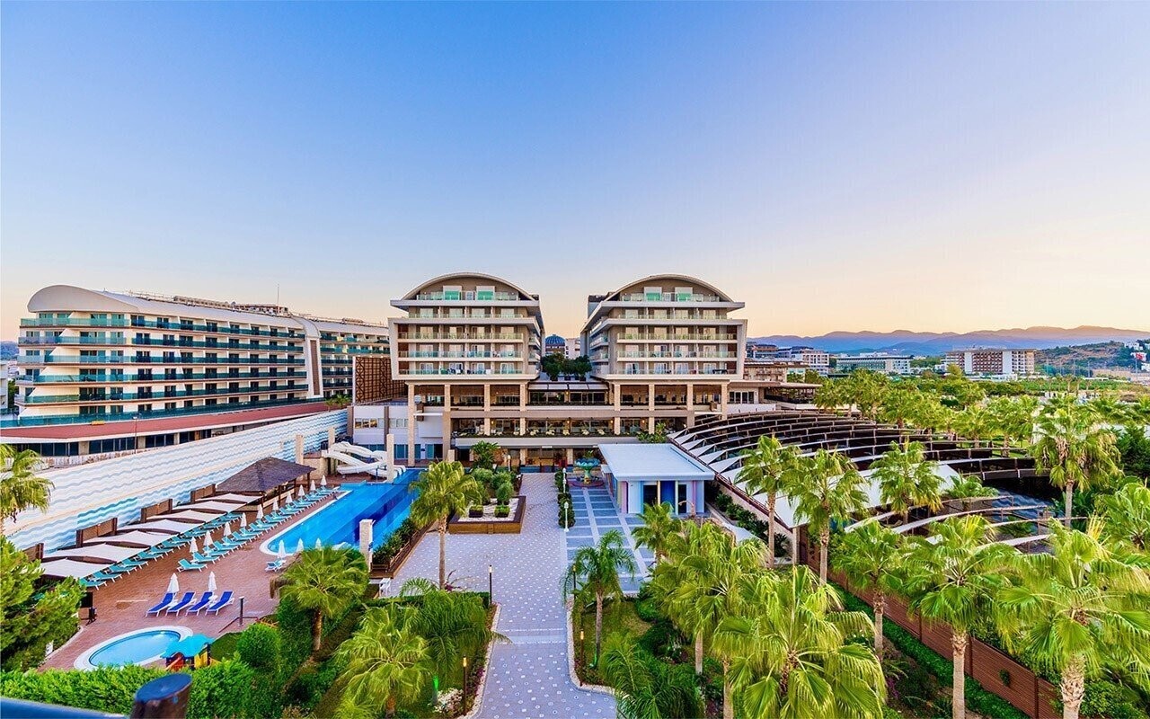 Отель Adenya Hotel & Resort 5*
