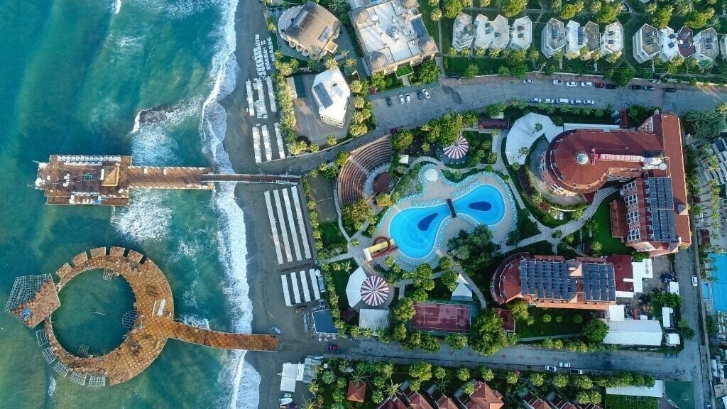 Отель Palmeras Beach Hotel 5*