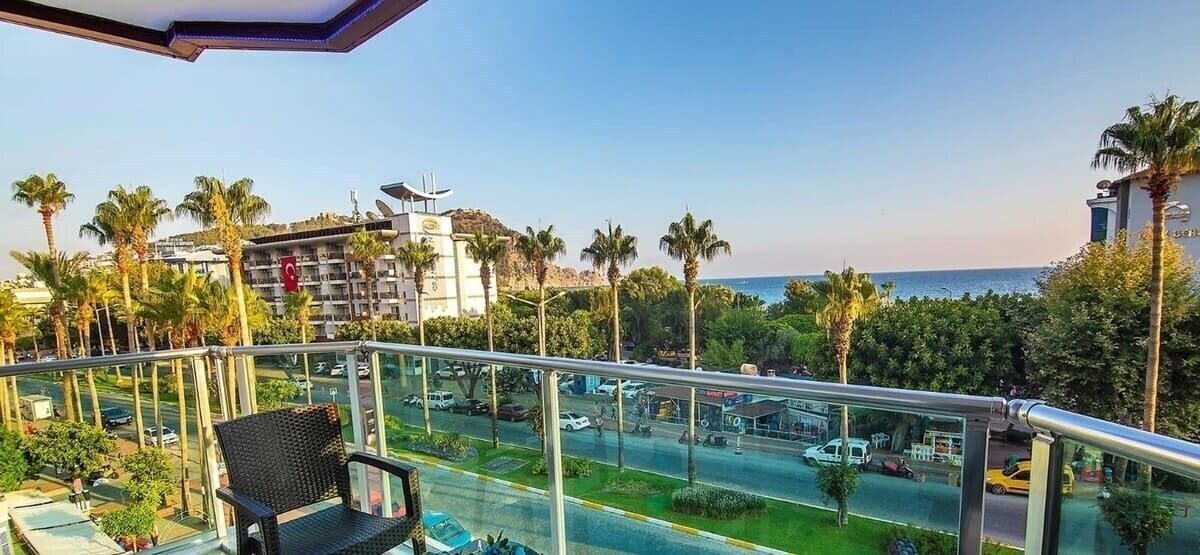 Изображение Blue Hawaii Hotel 3*