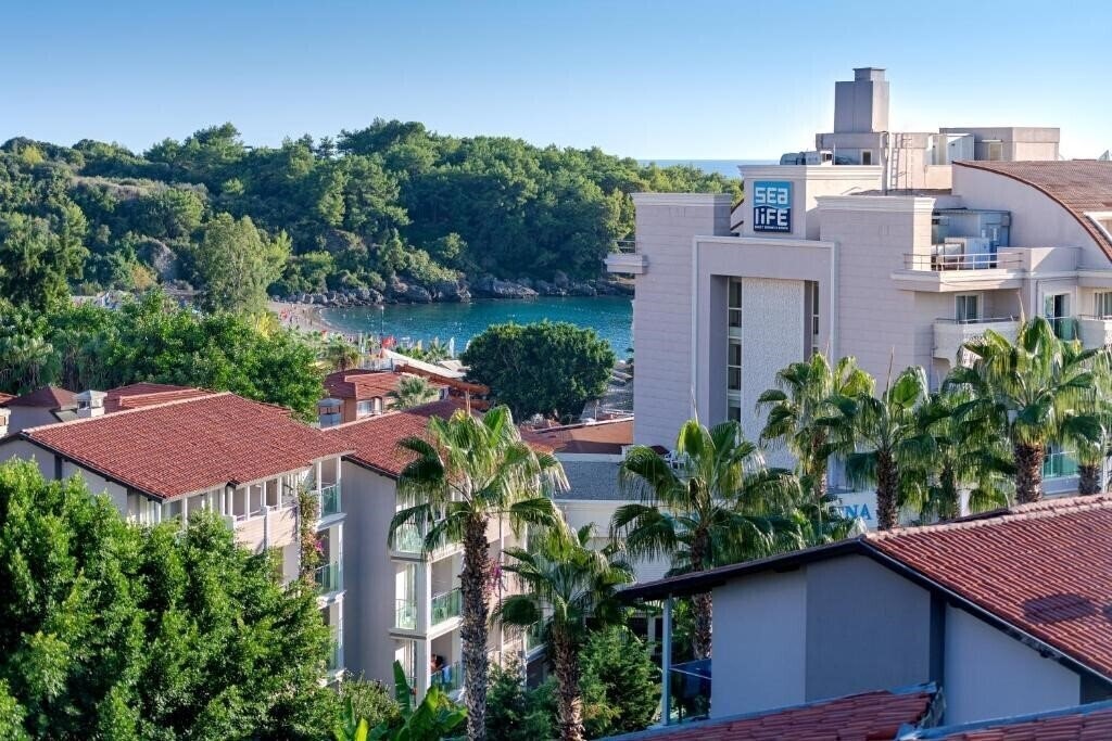 Отель Sealife Buket Resort & Beach 5*