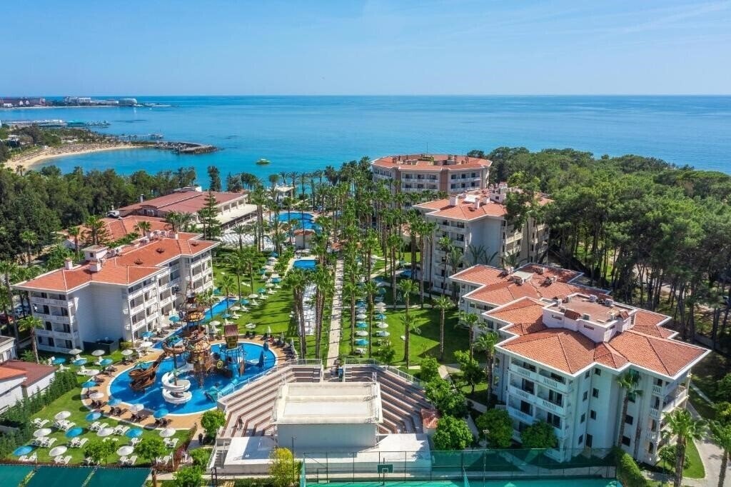 Фото Utopia Resort & Residence 5*