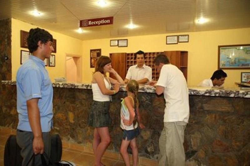 Изображение Sunside Beach Hotel (ex. Blue Moon Hotel, Blue Moon Beach Hotel) 3*