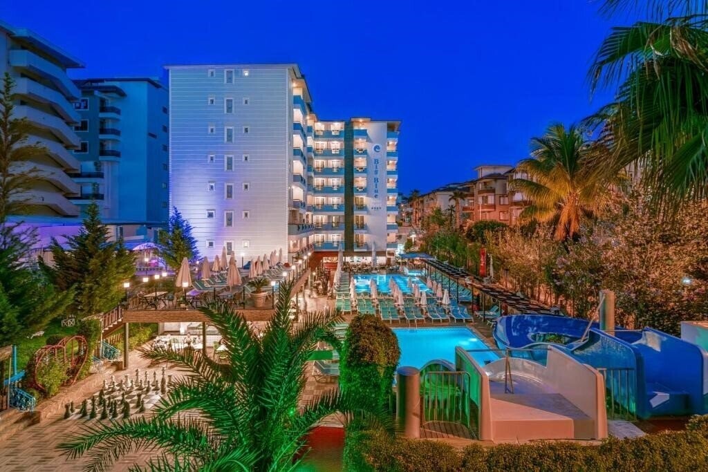 Отель Club Big Blue Suite Hotel 4*