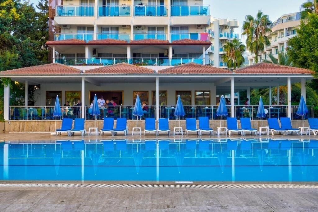 Картинка Blue Fish Hotel 4*