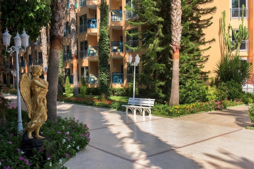 Изображение Botanik Hotel & Resort 5*