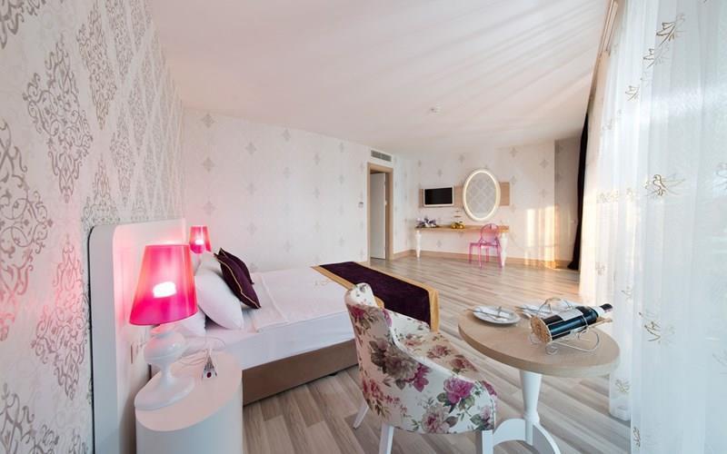 Изображение Rayman Hotel Resort 5*