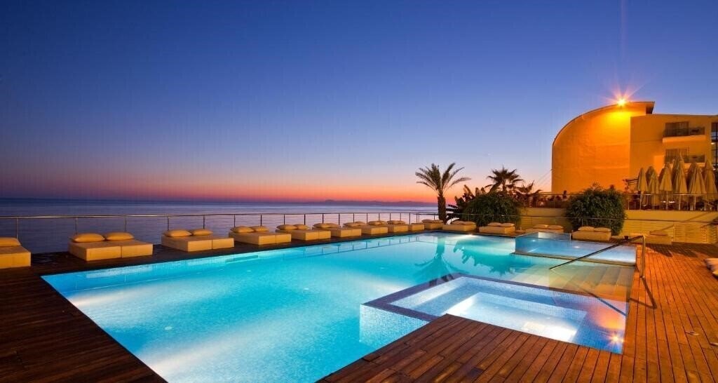 Изображение Yalihan Hotel 4*