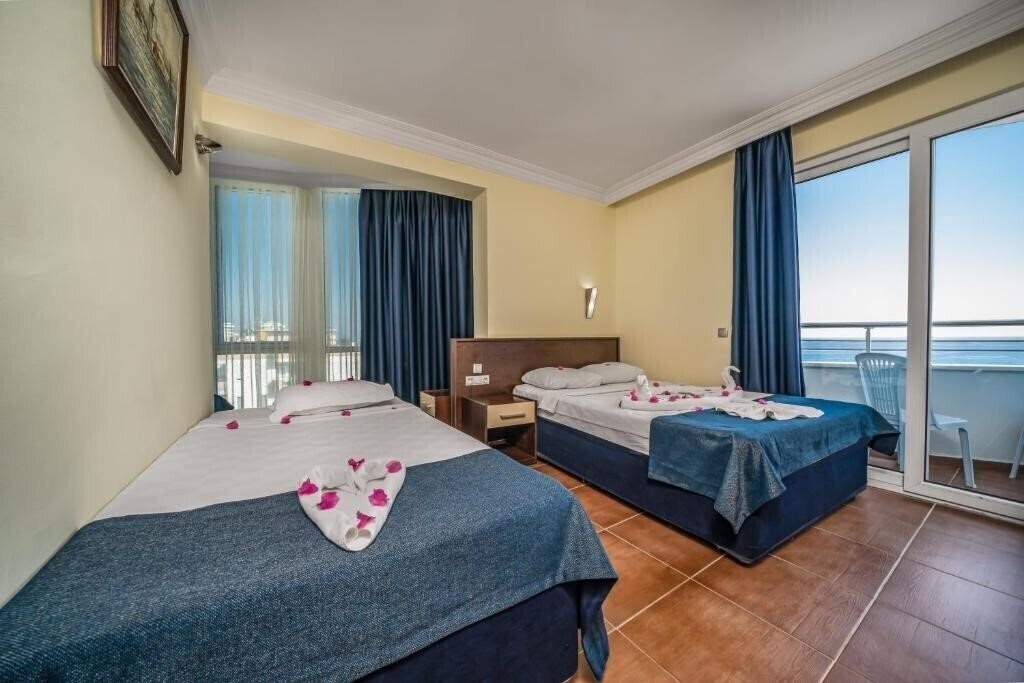 Фотография Arsi Blue Beach Hotel (ex. Kemalhan Beach Hotel) 4*