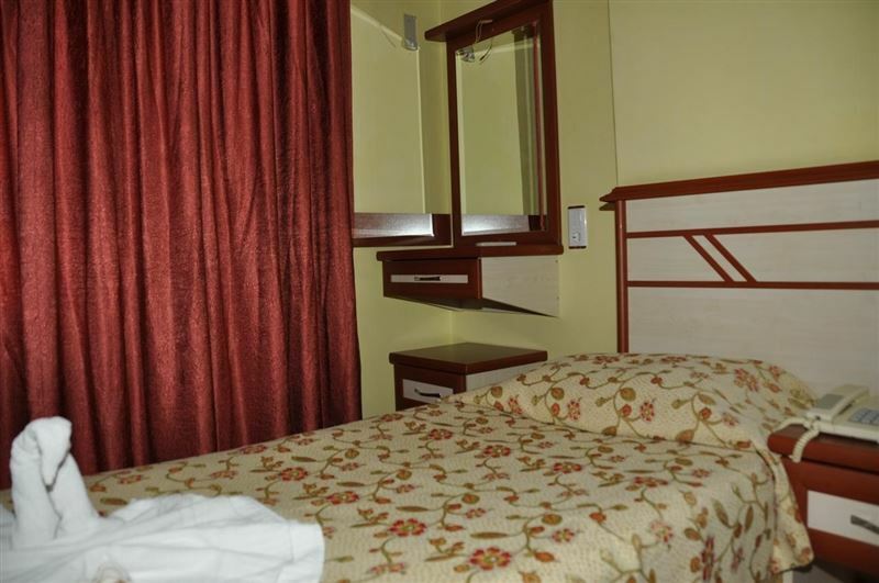 Отель La Vinia Apart Hotel 1*