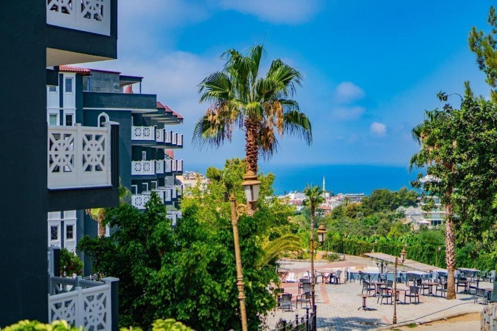 Фотография Larina Resort & SPA (ex. ACG Hotels Orient Palace Family, Orient Hill Resort Hotel, Club Sunny World, My Hill Resort) 4*