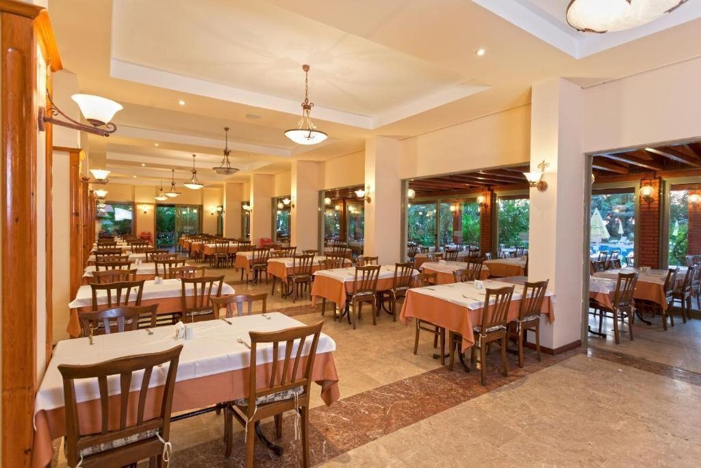 Изображение Incekum West Hotel (ex. Miarosa Incekum West, Alara West) 4*