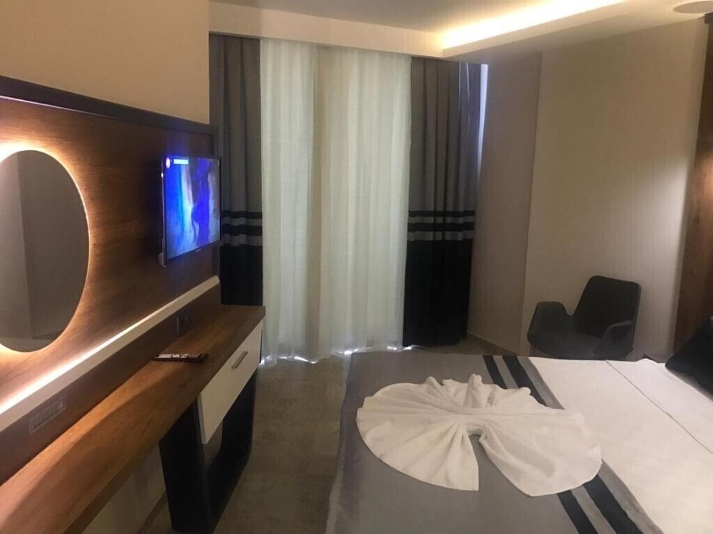 Отель Sette Serenity Hotel 4*