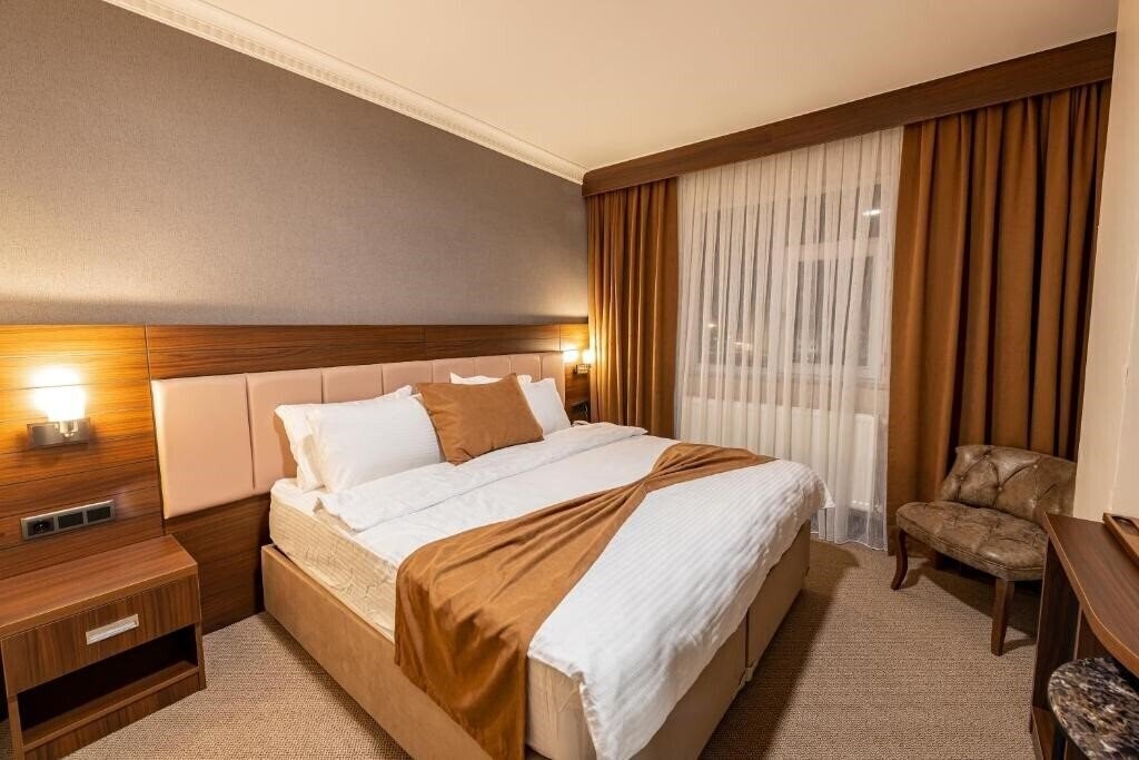 Фото Sapran Deluxe Hotel 4*