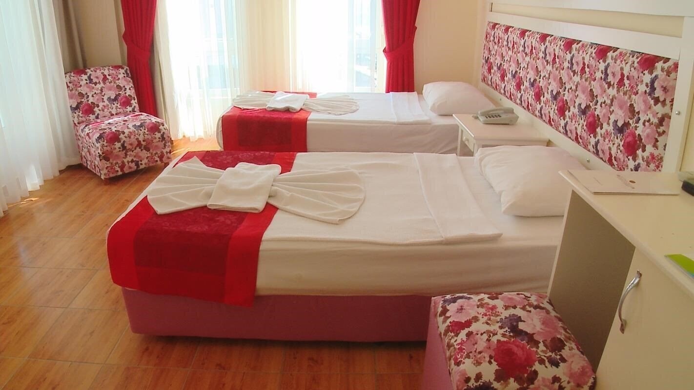 Картинка Aleria Bella Mare Hotel (ex. Euphoria Bella Mare Hotel, Porto Azzurro Club Mare, Xeno Hotels Club Mare) 4*