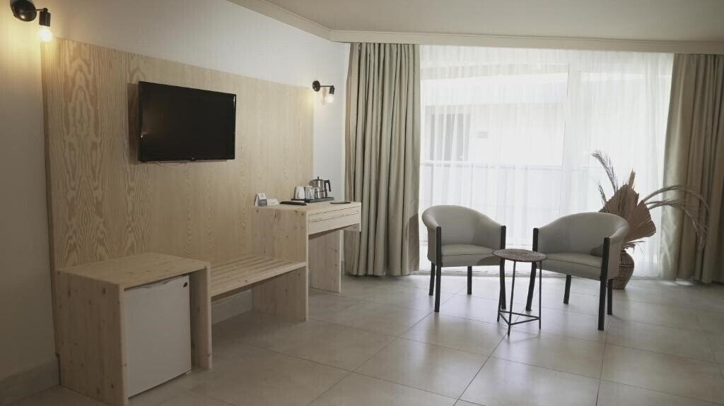 Картинка Sun Hotel by En Vie Beach 3*