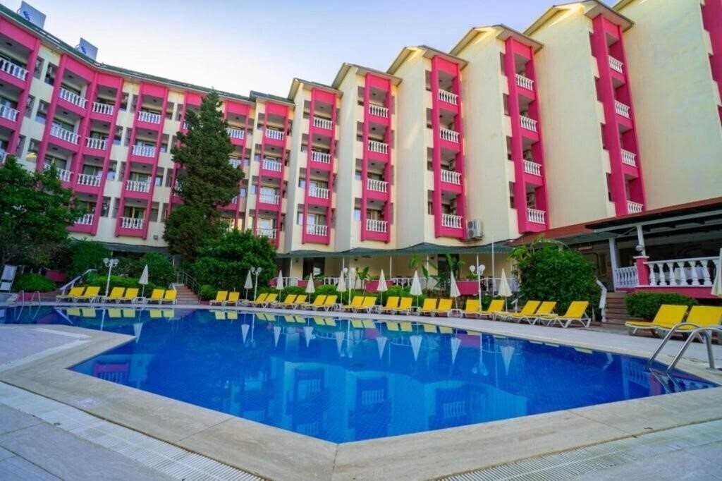 Фото Bieno Club SVS Hotel 4*