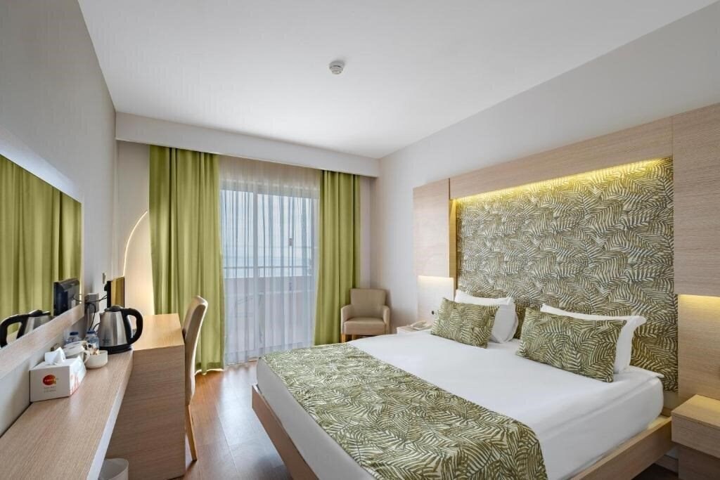 Фотография A Good Life Utopia Family Resort 5*