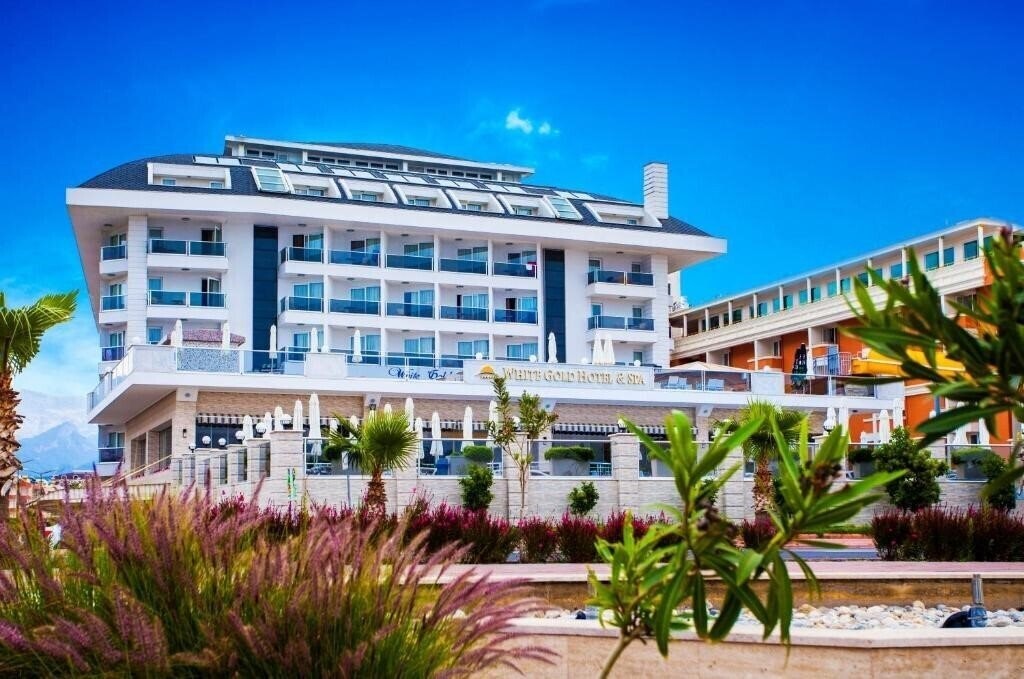Отель White Gold Hotel & SPA 4*
