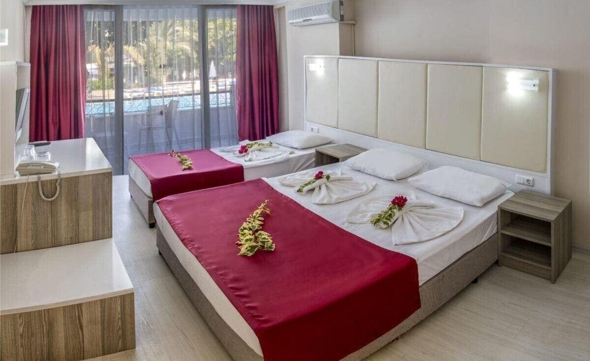 Фотография Ganita Holiday Village (ex. Mcs Oasis Beach Club; Oasis Beach Club) 4*