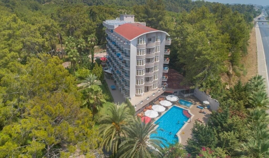 Отель Annabella Park Hotel 4*