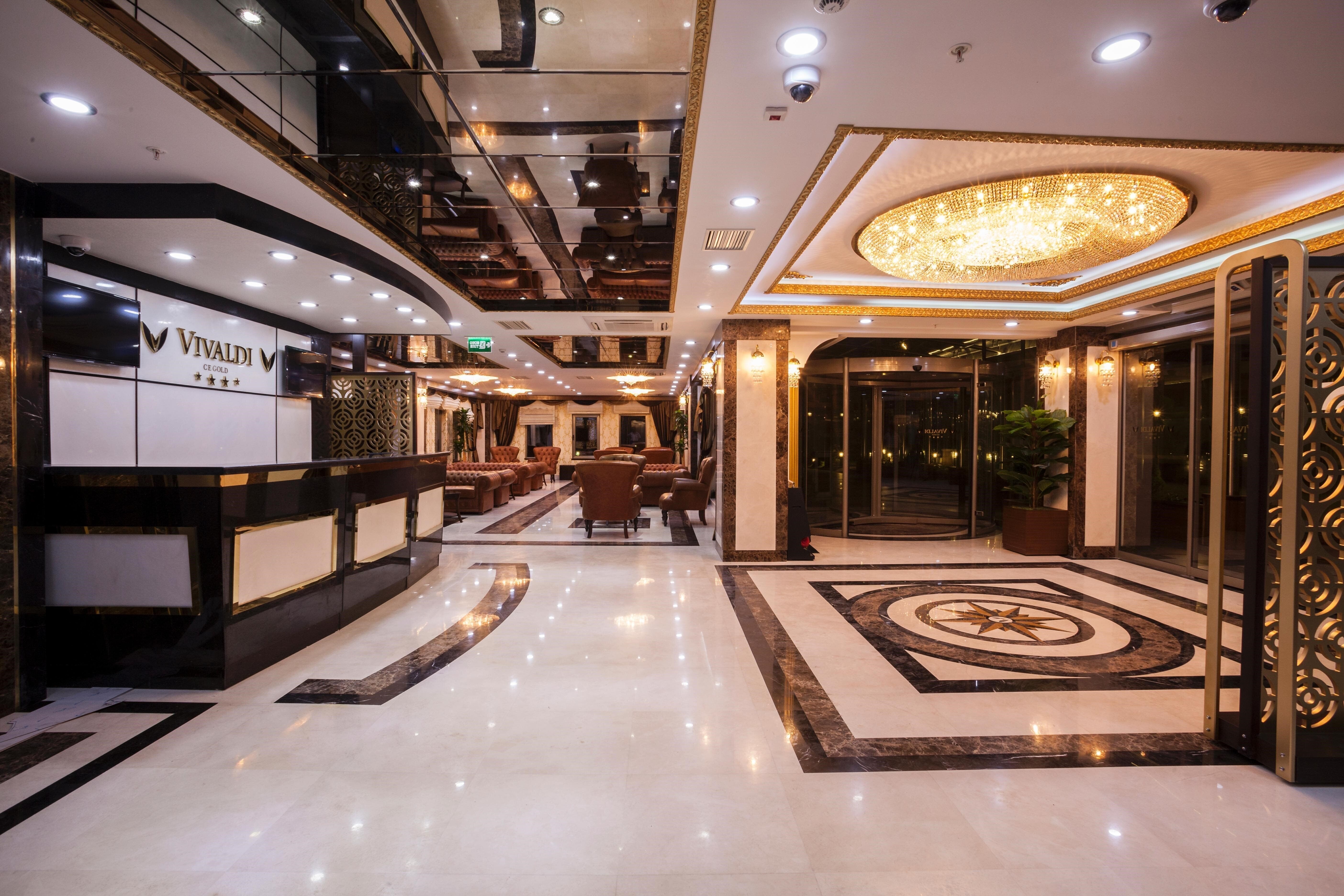 Отель Vivaldi CE Gold Hotel 4*