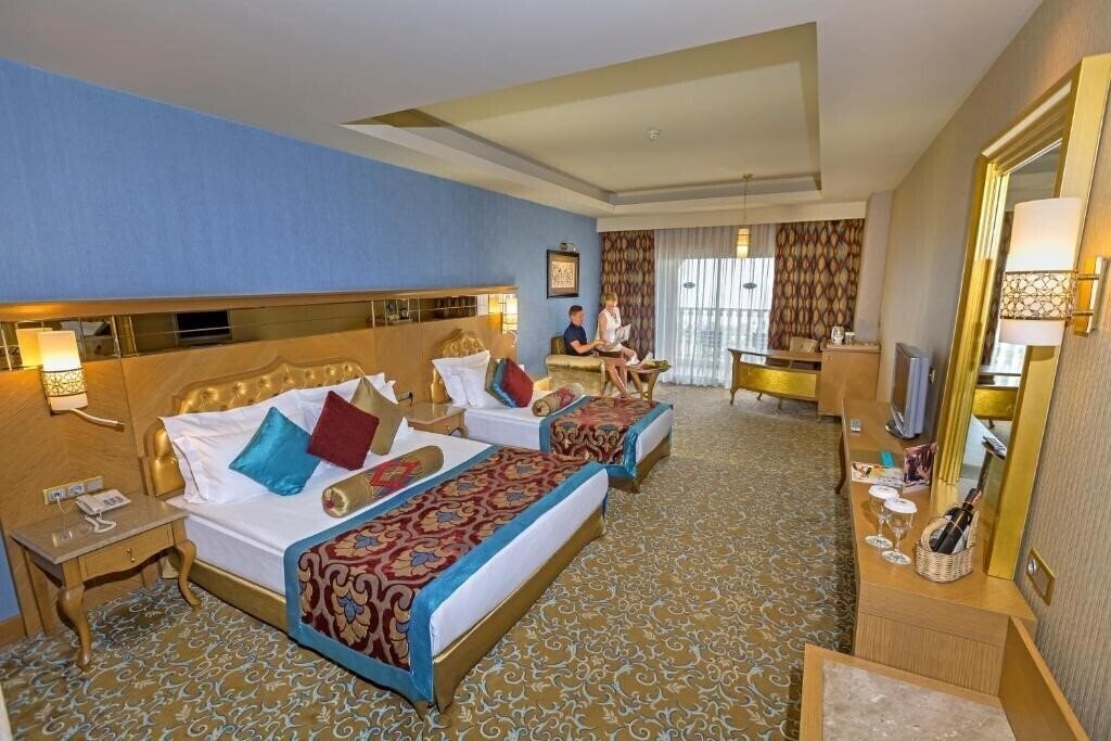 Изображение Royal Holiday Palace 5*