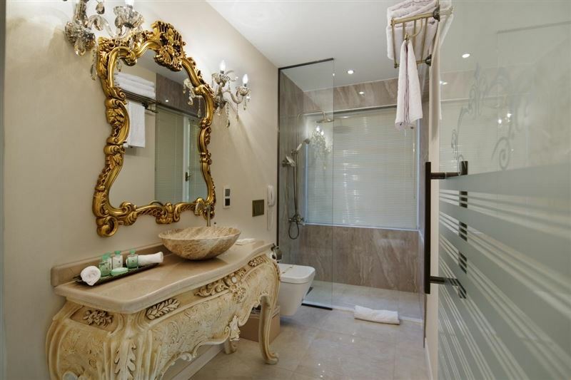 Фотография Elegance East Hotel 4*