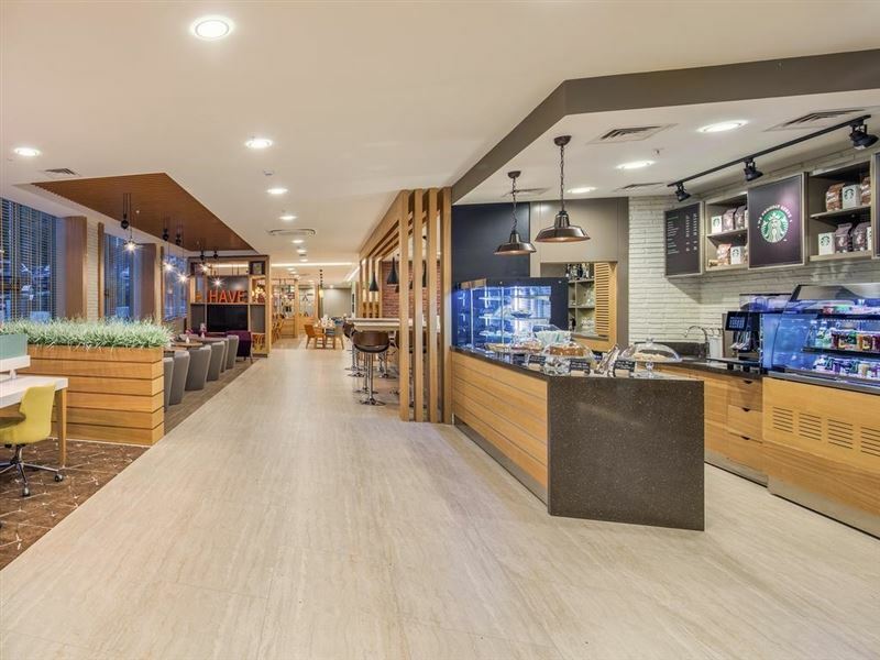 Картинка Holiday Inn Antalya Lara by IHG (ex. Holiday Inn Lara, Holiday Inn Antalya) 4*