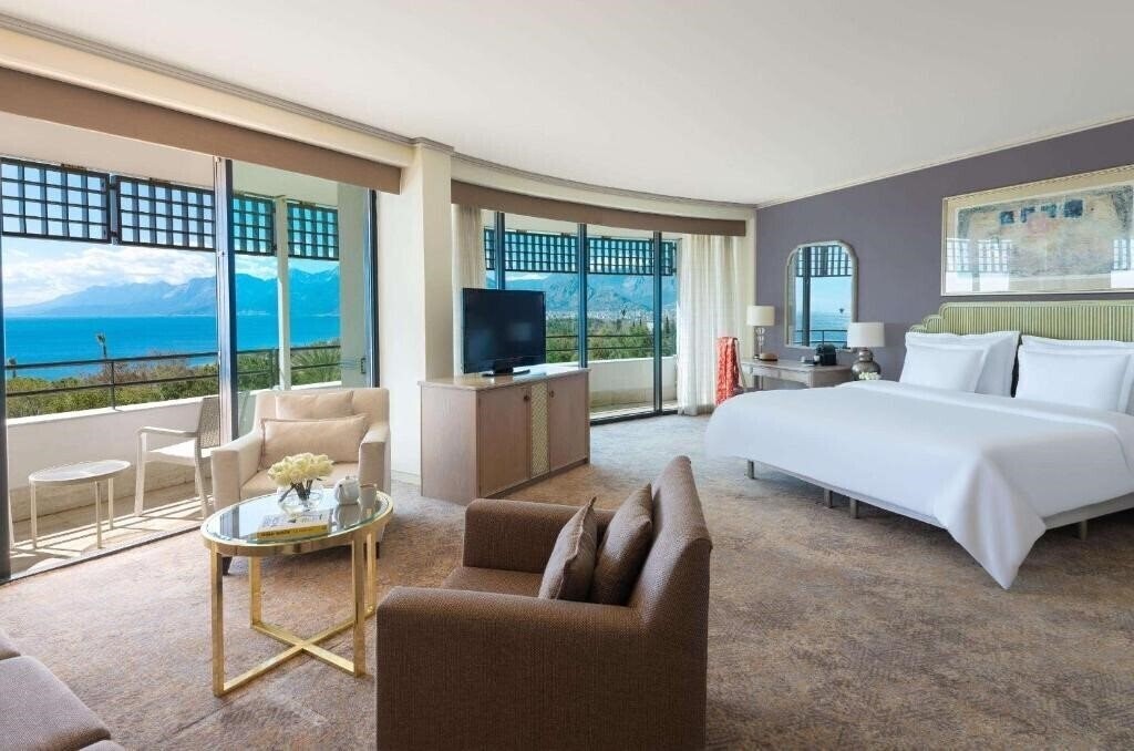 Фотография Rixos Downtown Antalya - The Land Of Legends Access (ex. Sheraton Voyager Antalya Hotel) 5*