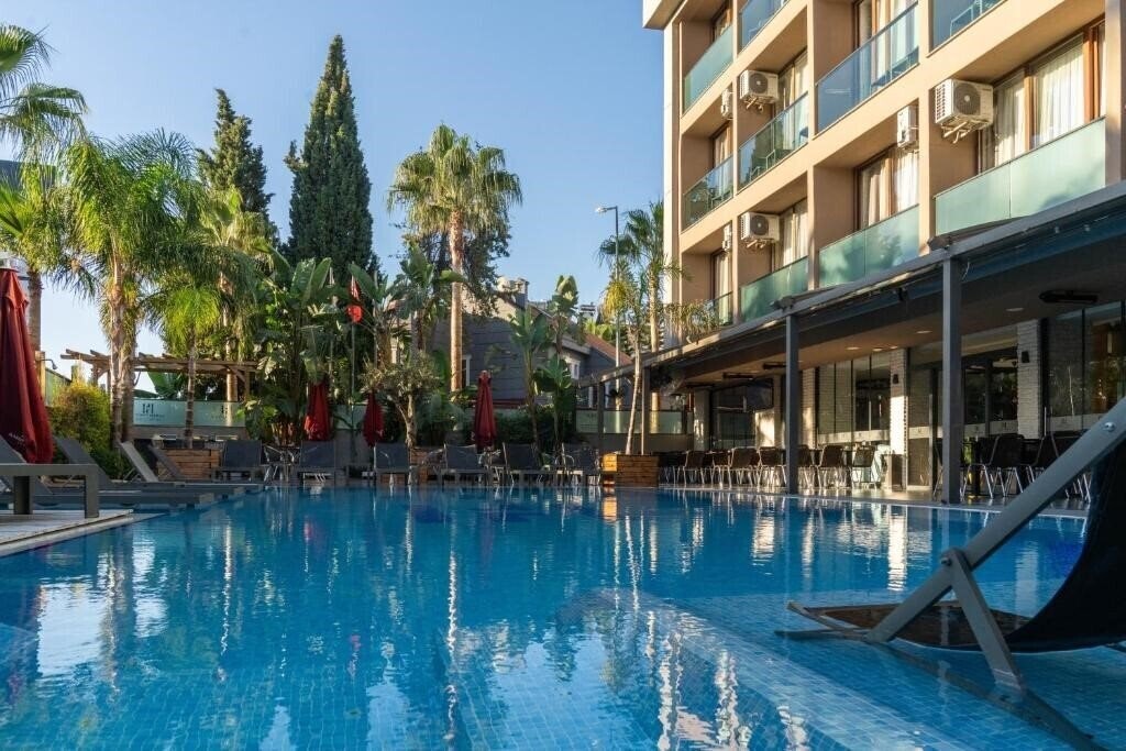 Отель Laren Family Hotel & SPA 4*