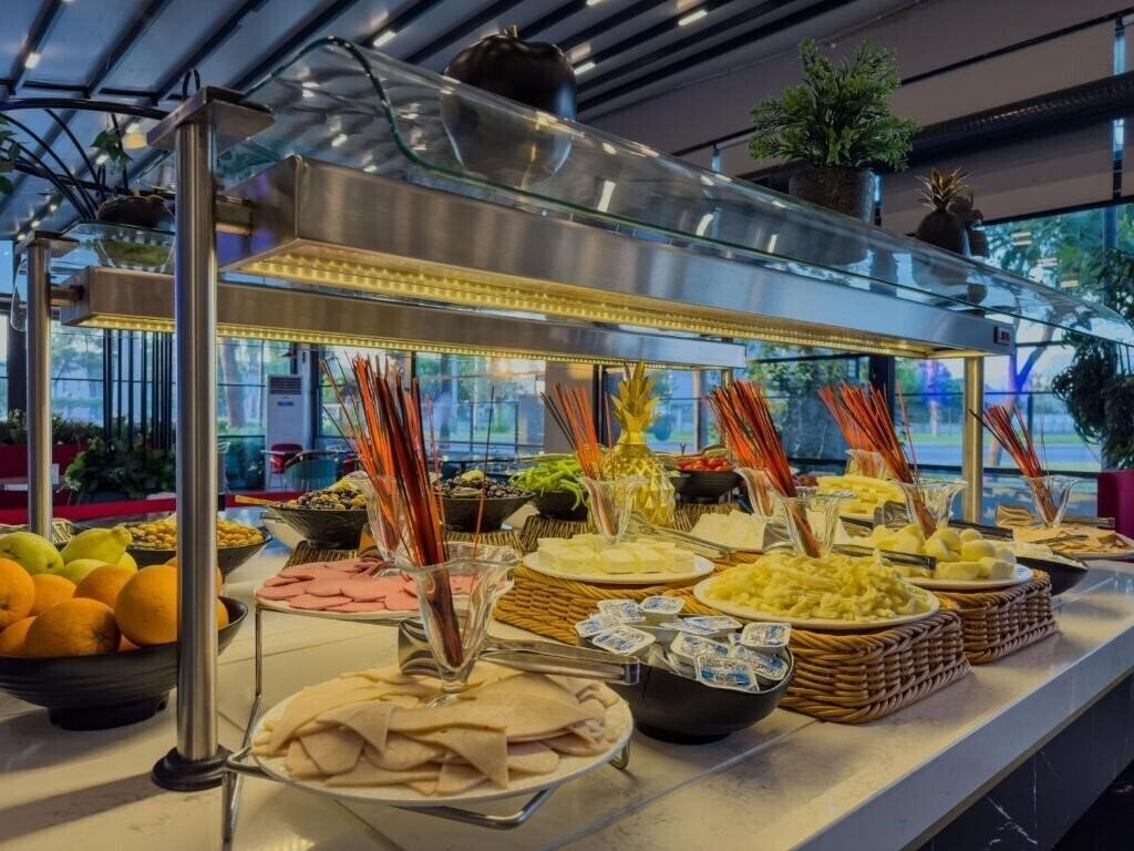 Фотография Leaf Port Hotel 3*