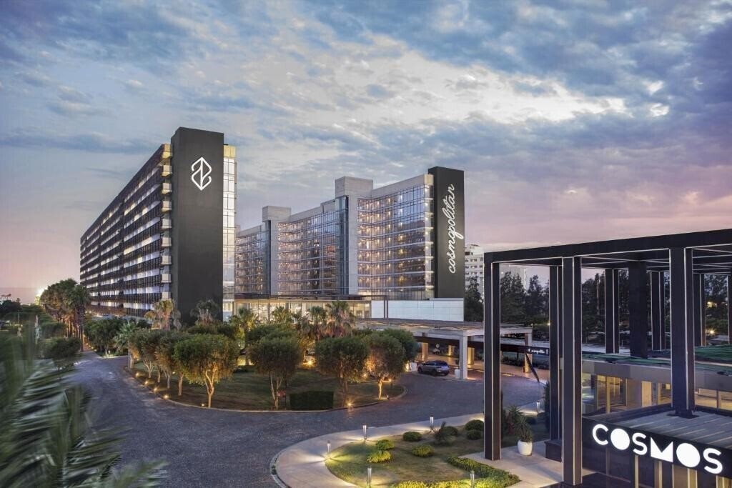 Отель Nirvana Cosmopolitan (ex. Kervansaray Lara Hotel) 5*