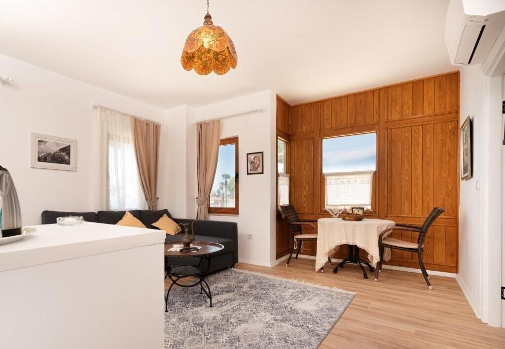 Фото Beach House 4*