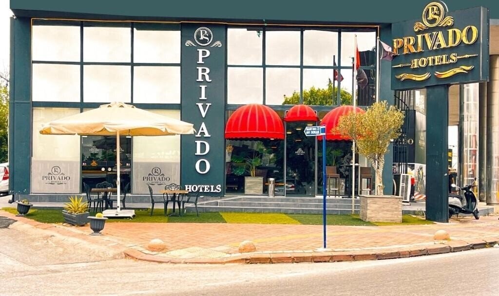 Отель Privado Hotel 3*